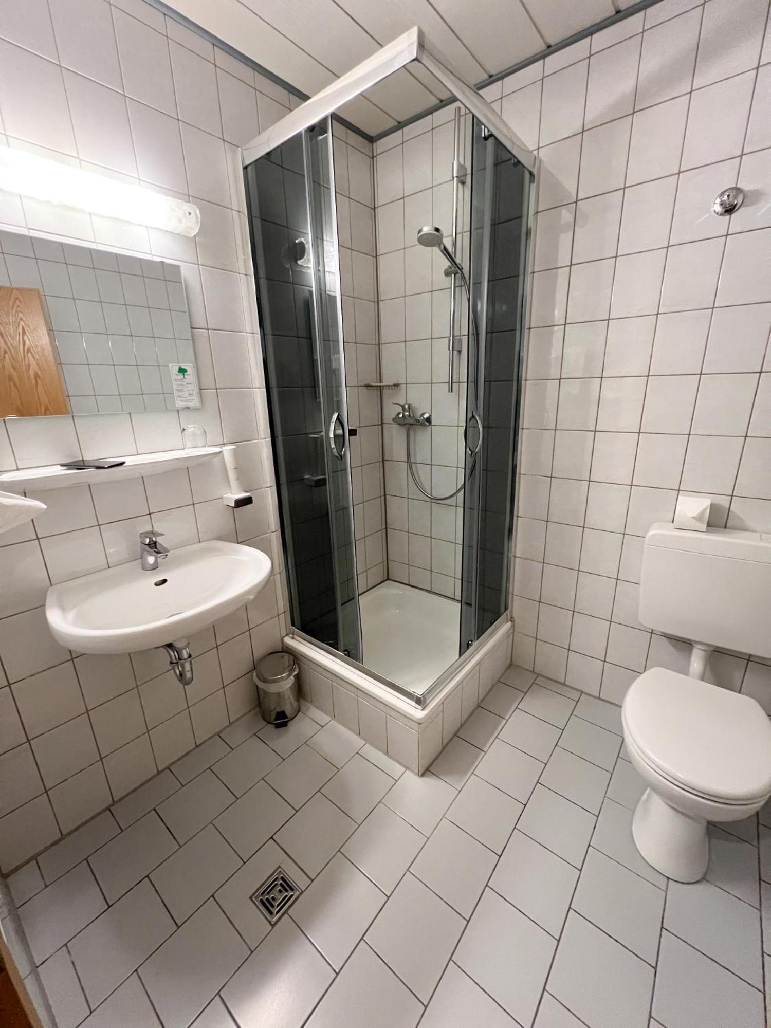 Hotel Fraenkischer Hof Китцинген Экстерьер фото